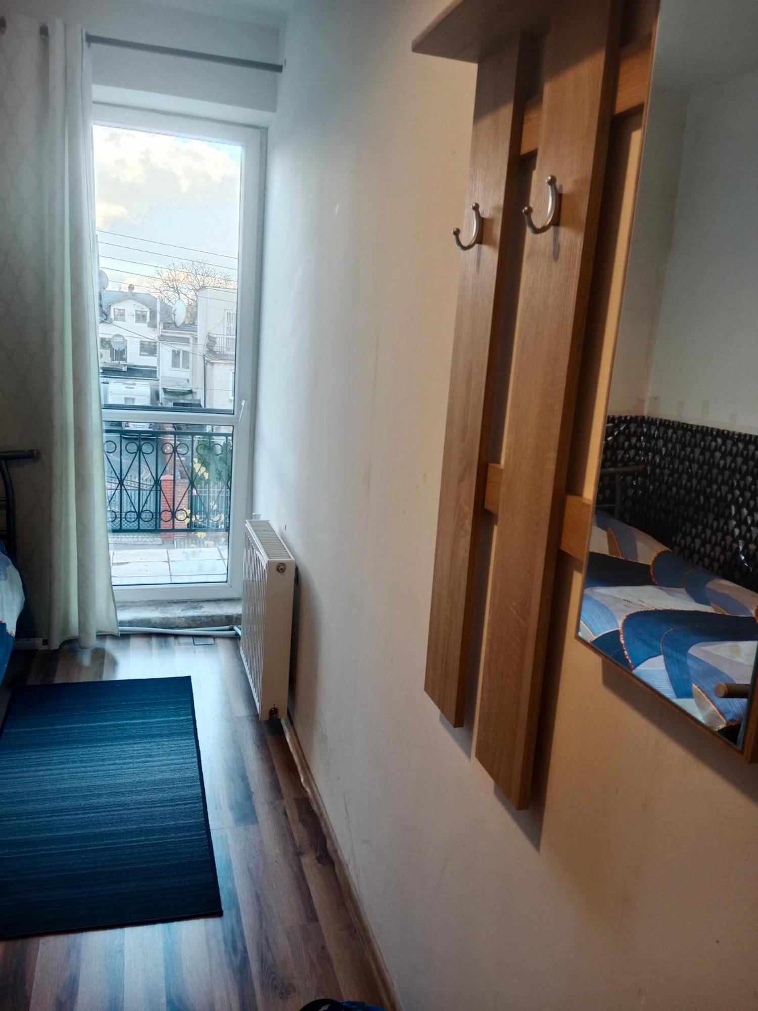La Madriguera Bed & Breakfast ราชิน ภายนอก รูปภาพ
